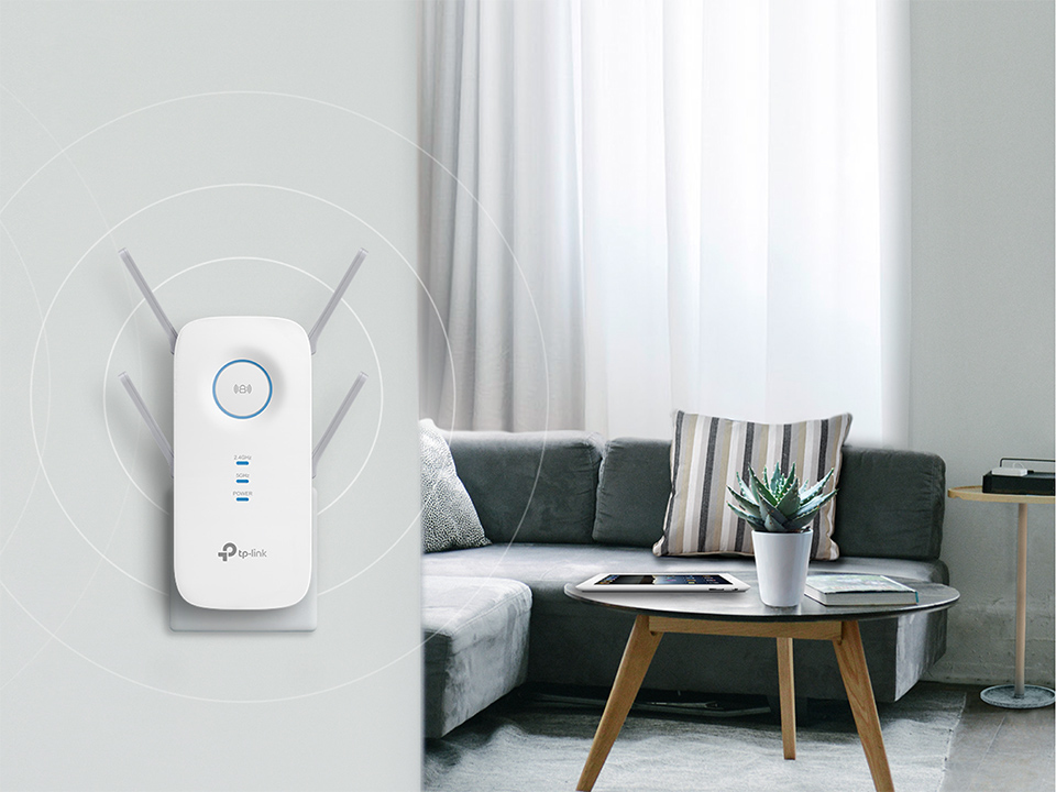 Dual Band Wireless Wall Plugged R Ac2600