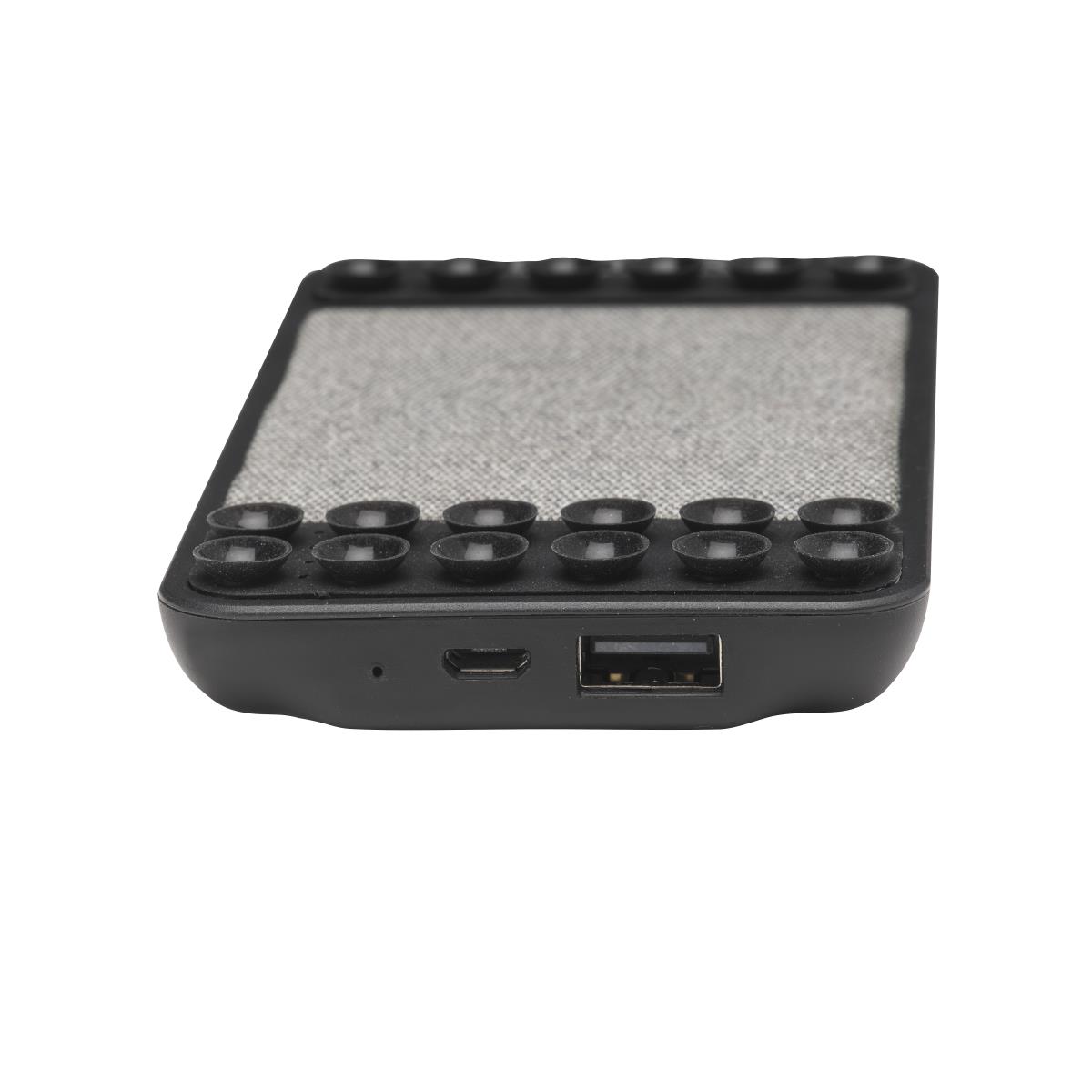 Pbq-4000 - Powerbank - 4000mah - Silicon With Qi Charging And Suction Cup