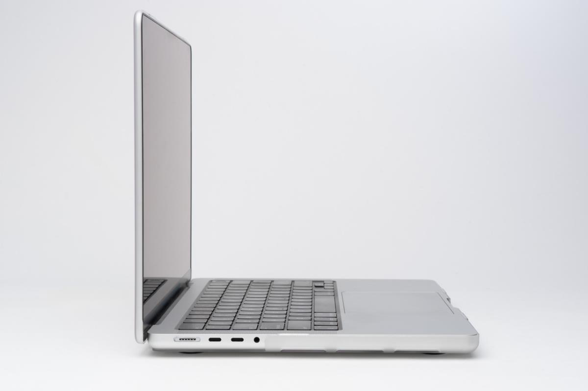 Zagg Hrdshl Apple Macb Pro 16in M3/m2/m1 Clear