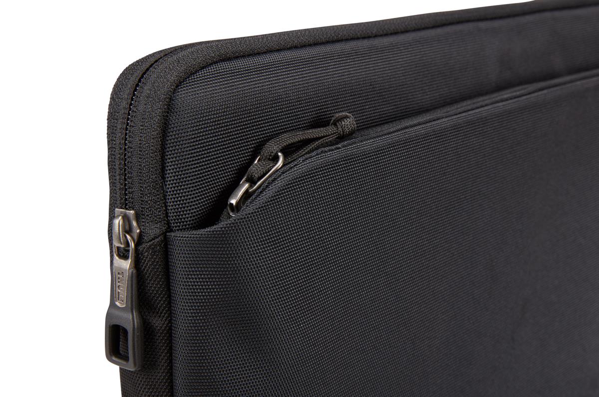 Subterra 15 MacBook Sleeve Black