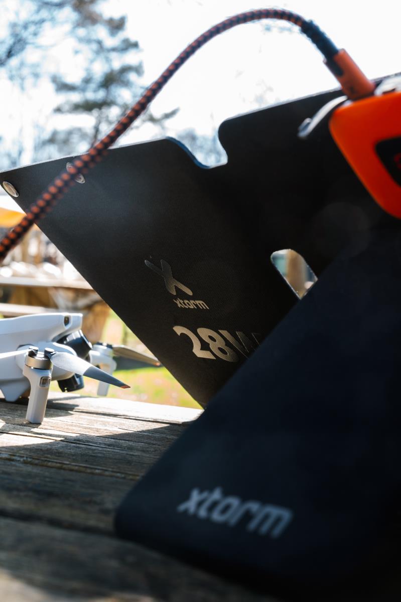 Foldable Solar Panel 28w Black
