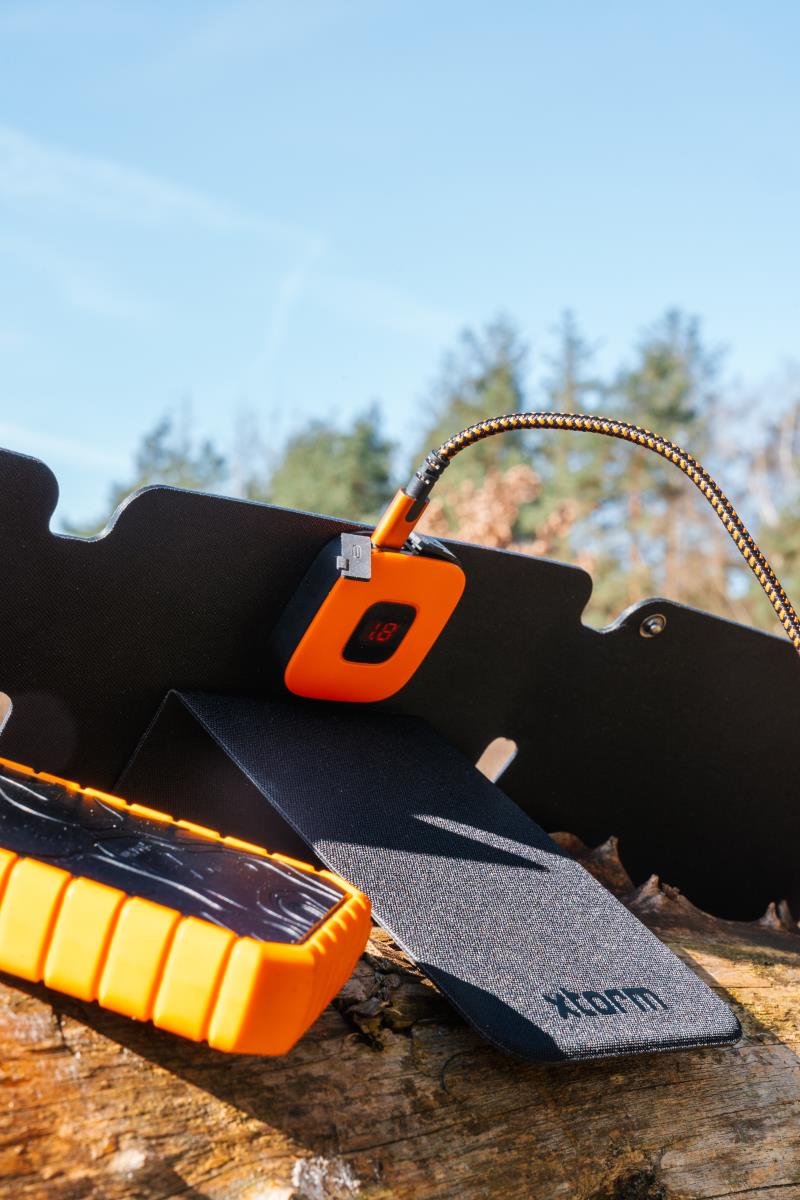 Foldable Solar Panel 28w Black