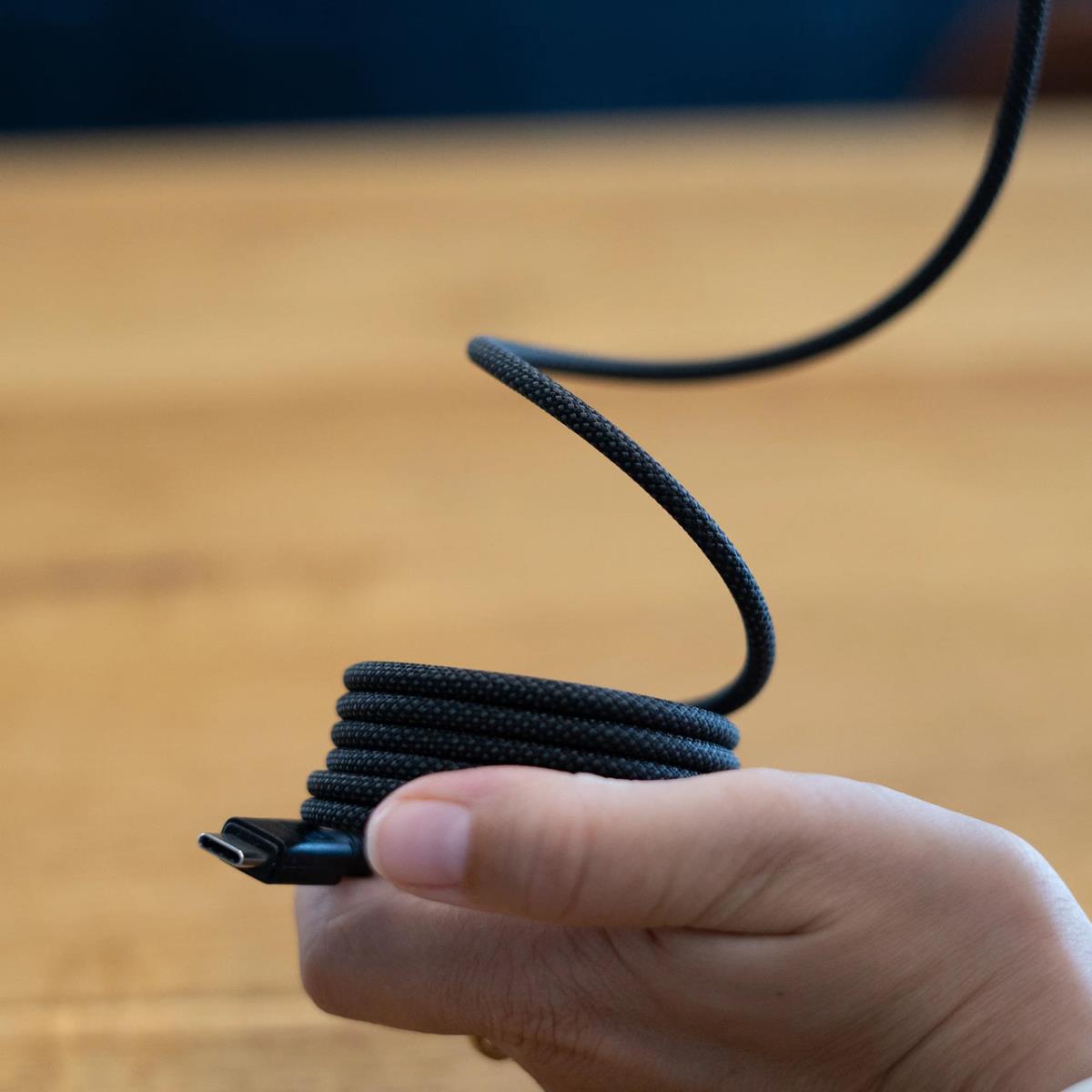 Travel Pro Cable Magnetic -  USB-c - 1m - Black With Power Delivery 100w