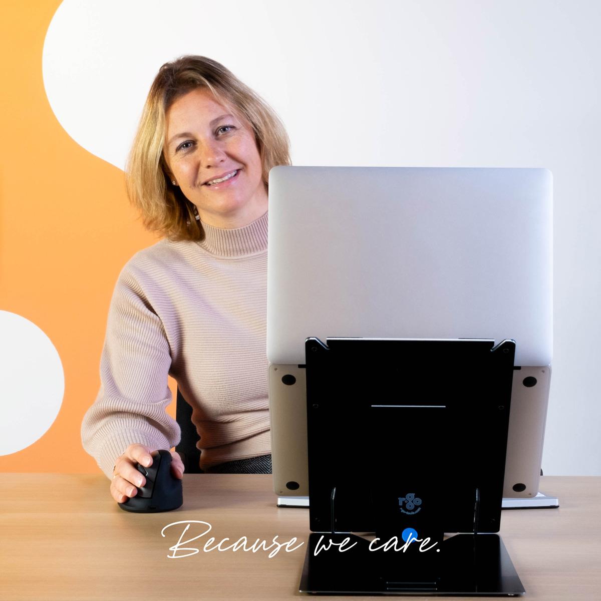 Riser Duo Tablet And Laptop Adjustable Stand Black
