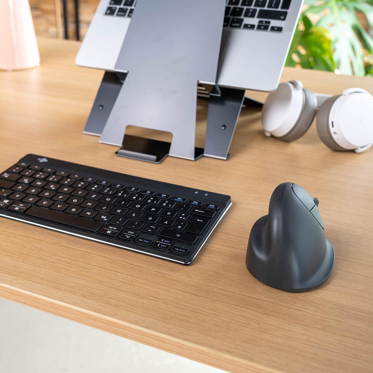 He Basic Vertical Mouse - Ergonomic Mouse - Right Handed - Medium - Wireless