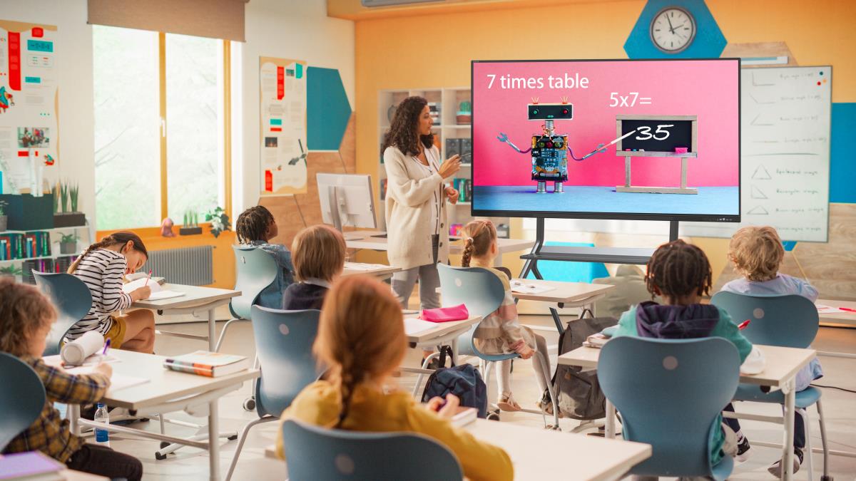 Avs-6510 65in 4k Glass LED Interactive Display
