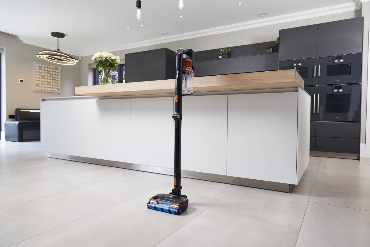 Shark Cordless Vacuum With Anti Hair-wrap Powerfins Technology And Flexology