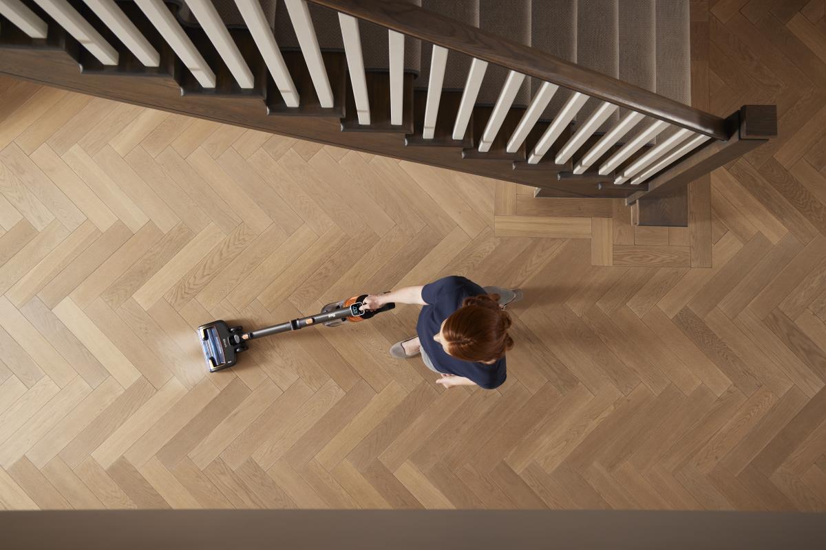 Shark Cordless Vacuum With Anti Hair-wrap Powerfins Technology And Flexology