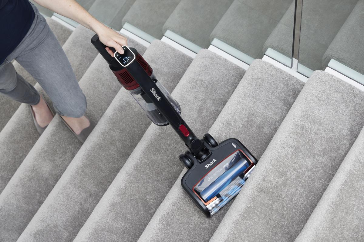 Shark Cordless Vacuum With Anti Hair-wrap Powerfins Technology And Flexology