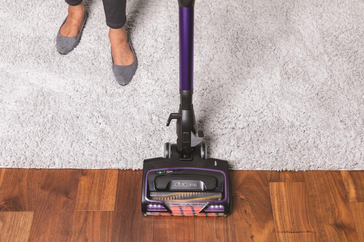Corded Vacuum With Anti Hair Wrap Technology And Flexology