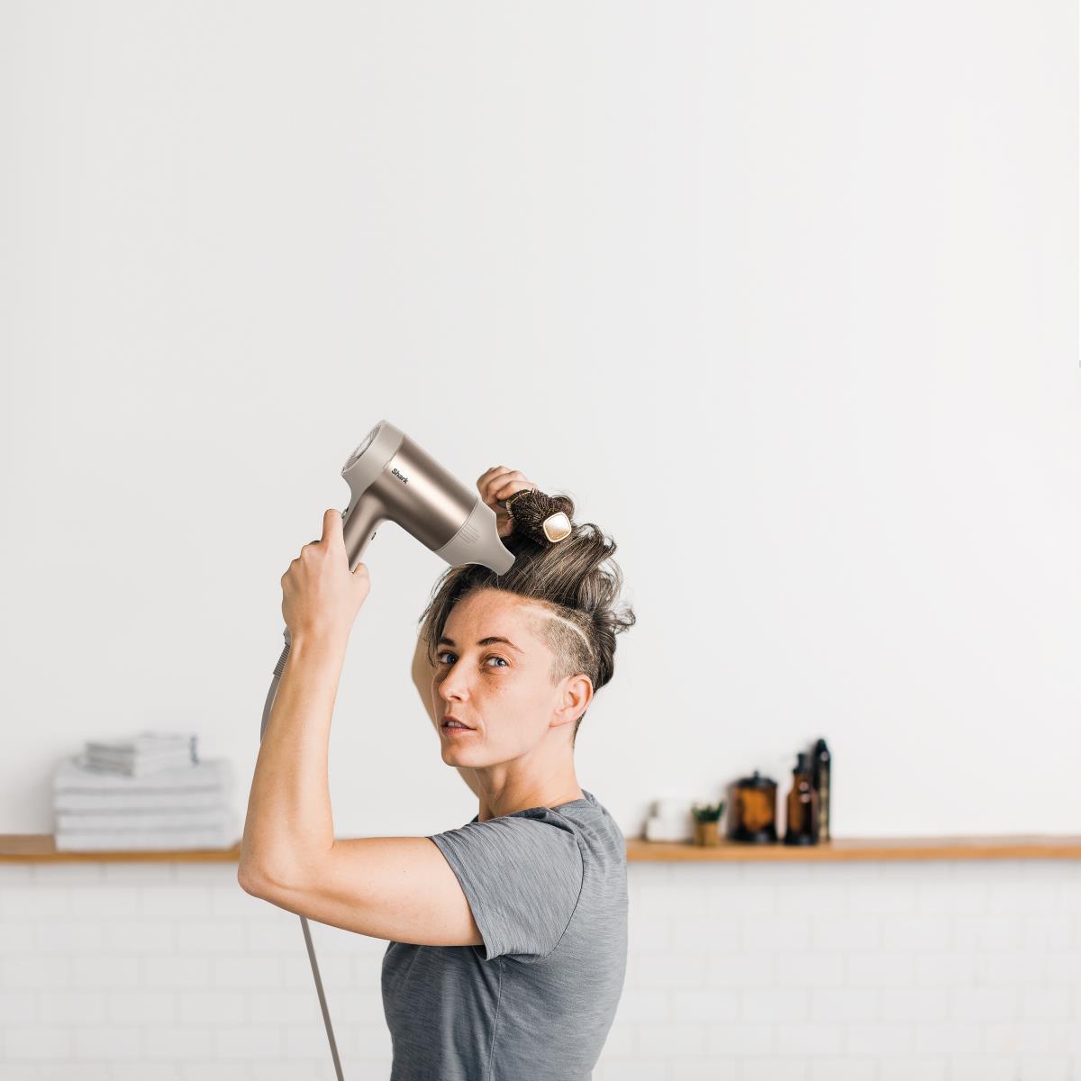 Style Iq Hairdryer With 2-in-1 Concentrator & Diffusor Style Iq