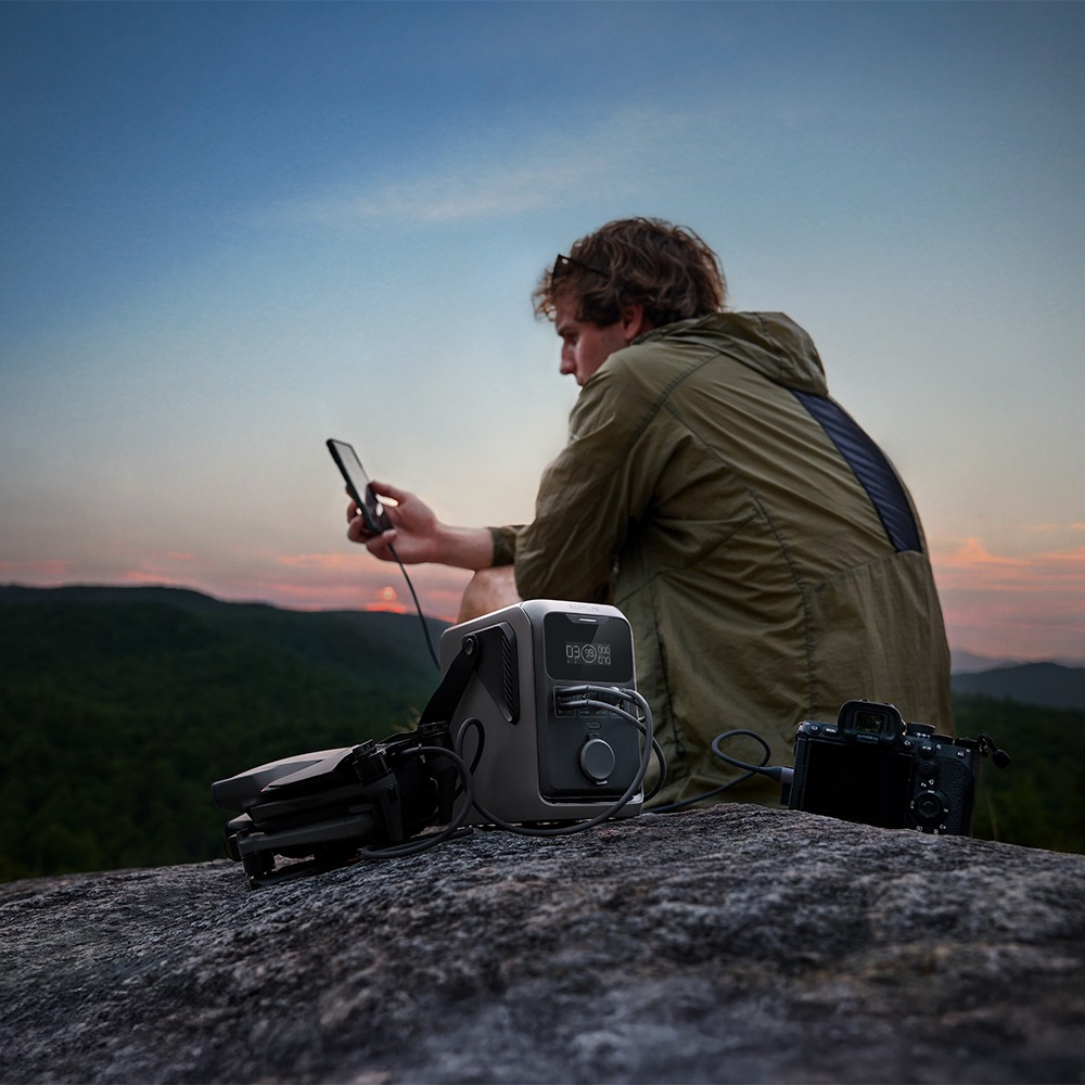 TRAIL 300 DC Portable Power Station 288Wh