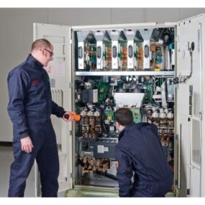Advantage Ultra Service Plan - Technical Support - 1 Year for (1) Galaxy VS 20 to 25kW UPS